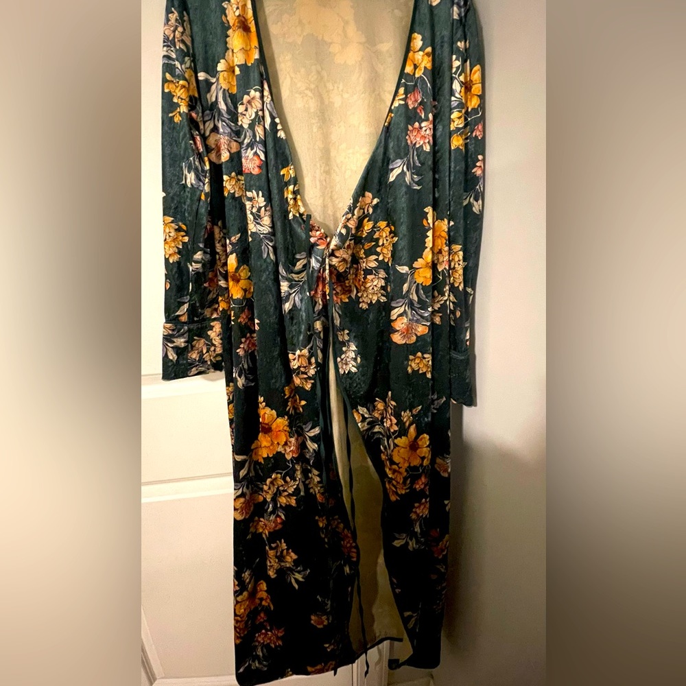 Zara floral kimono